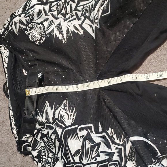 Fox Riding Gear - Picture 8 of 10